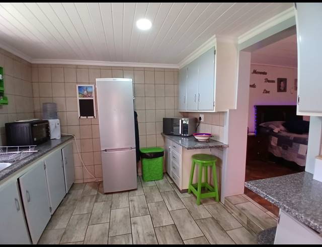 3 BEDROOM HOUSE FOR SALE IN RIVERSDALE